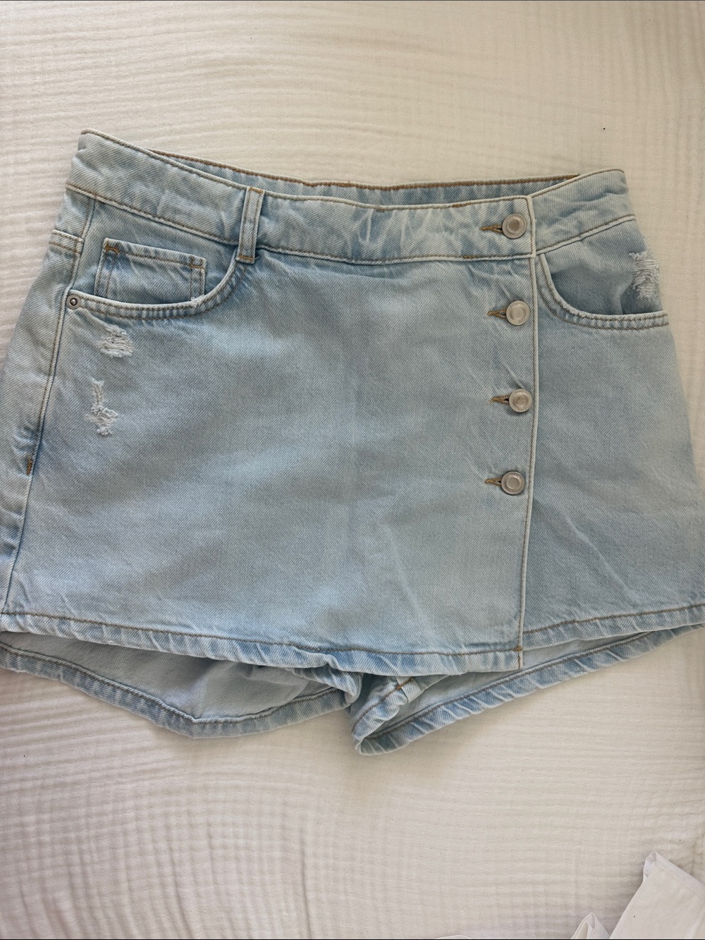 Zara Light Blue Denim Skort with Side Button Detail size m
